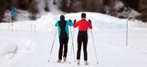 Kciuk narciarza – przyczyny, objawy, leczenie i rehabilitacja